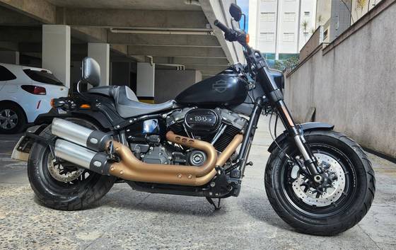HARLEY-DAVIDSON SOFTAIL FAT BOB 114 HARLEY-DAVIDSON SOFTAIL FAT BOB 114